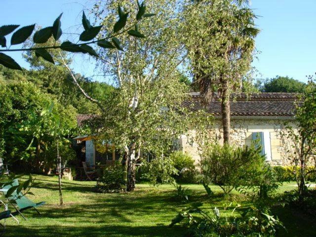 Bed and Breakfast La Petite Provence De Touron Pujols  Екстер'єр фото